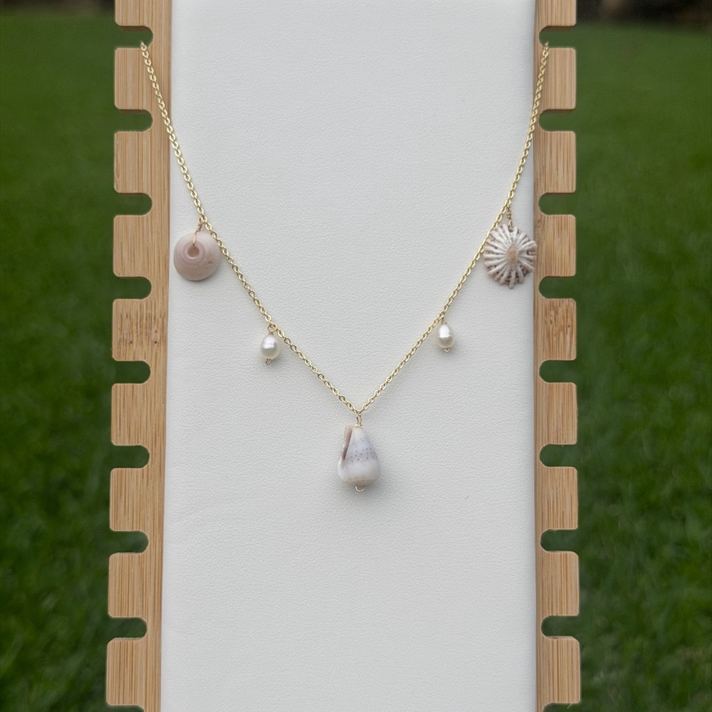 Multi Shell and Pearl Necklace